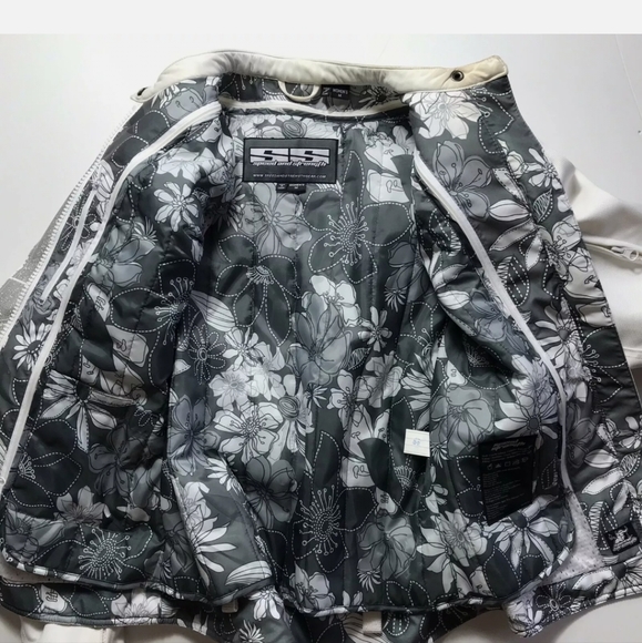 Women's SPEED AND STRENGTH 999 white/pink motorcycle riding jacket w/pads Medium - Picture 10 of 12